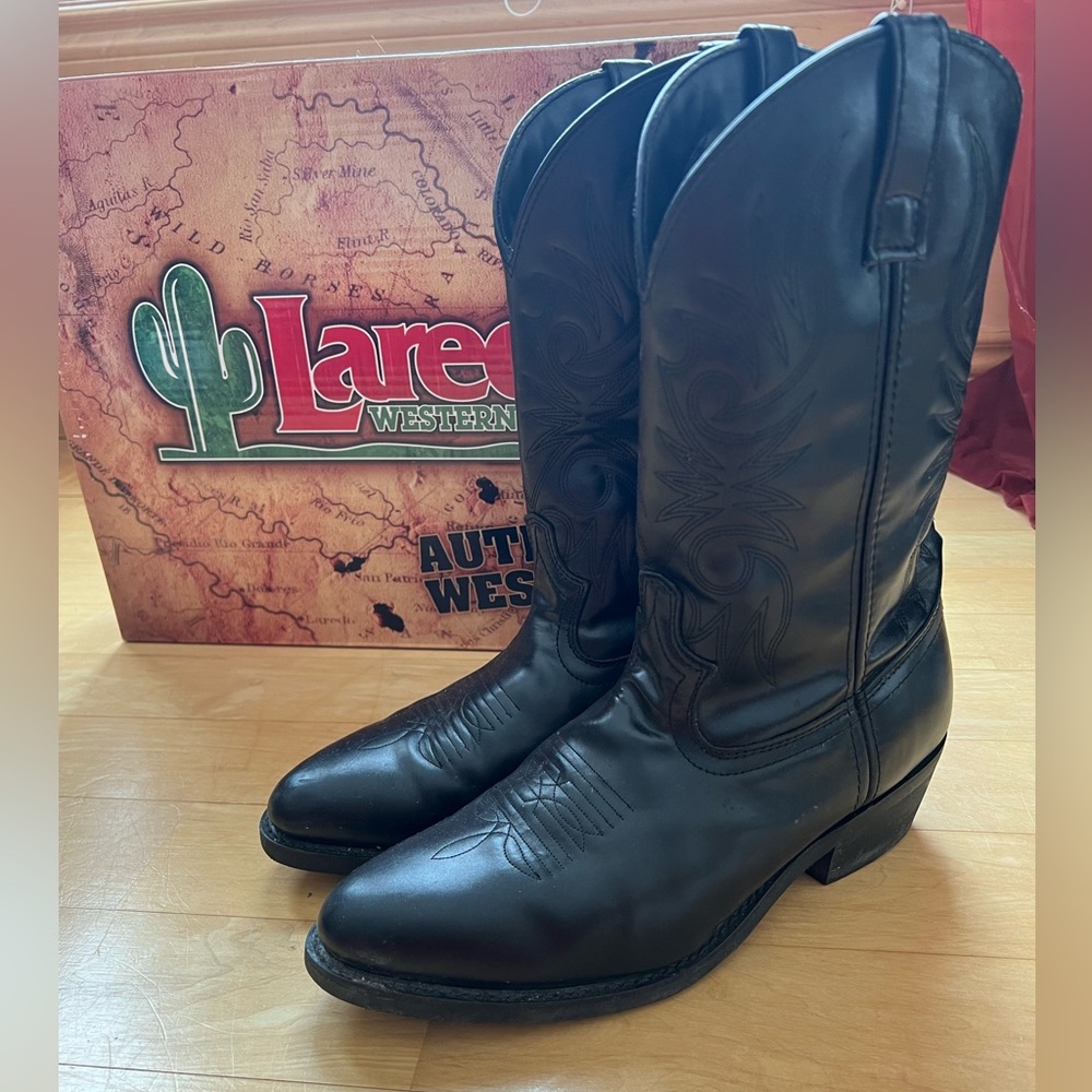 Laredo cowboy boots